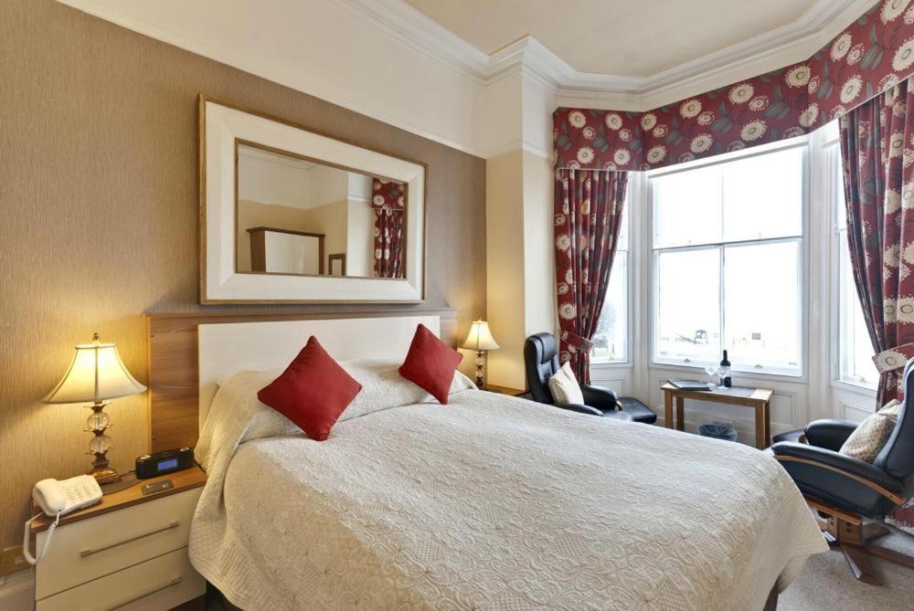 Lauriston & Lawton Court Hotel Λαντούντνο Εξωτερικό φωτογραφία